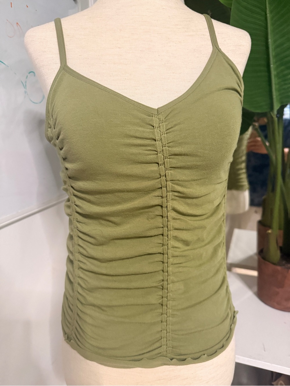 Fabletics Anya Seamless Olive Green Ruched Cami Tank NWT size M